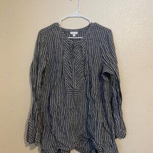J. Jill Gray and White Linen Top